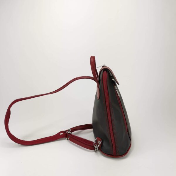 Algisa, schwarz-roter Rucksack aus echtem Leder